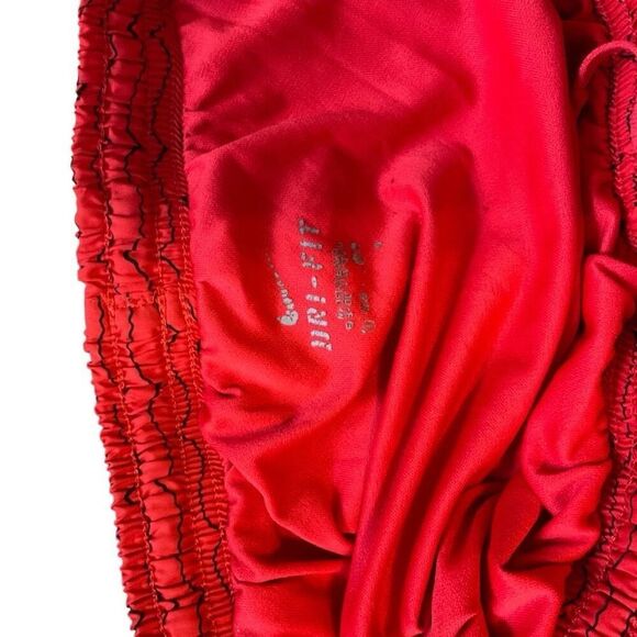 Nike red running shorts - size m - Picture 4 of 9
